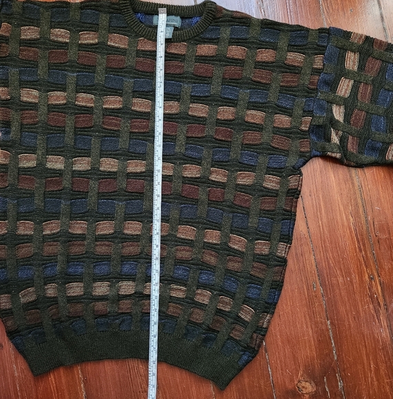 Patterned Multicolor Sweater - Picture 4 of 5